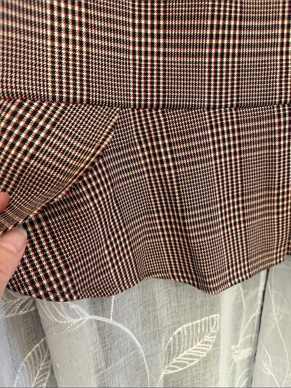 White House Black Market Burgundy and Black Plaid Mini Skirt with Ruffle Hem - Picture 4 of 7